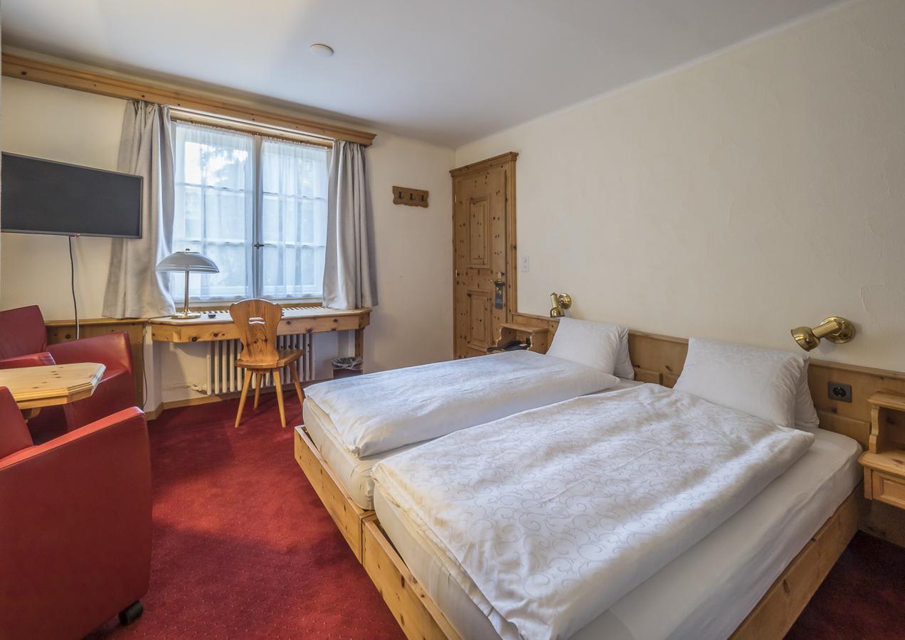 Hotel Maria Sils Maria Buitenkant foto
