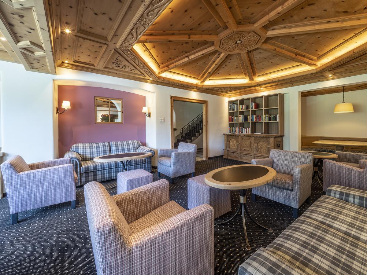 Hotel Maria Sils Maria Buitenkant foto